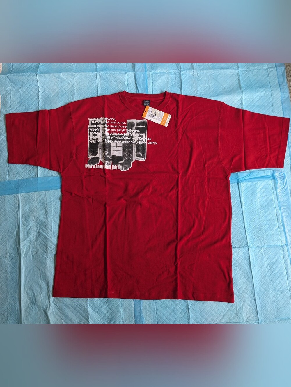 Clench Jeans Tee Red Turntable Graphics Words Large Red Short Sleeve 100% Cotton